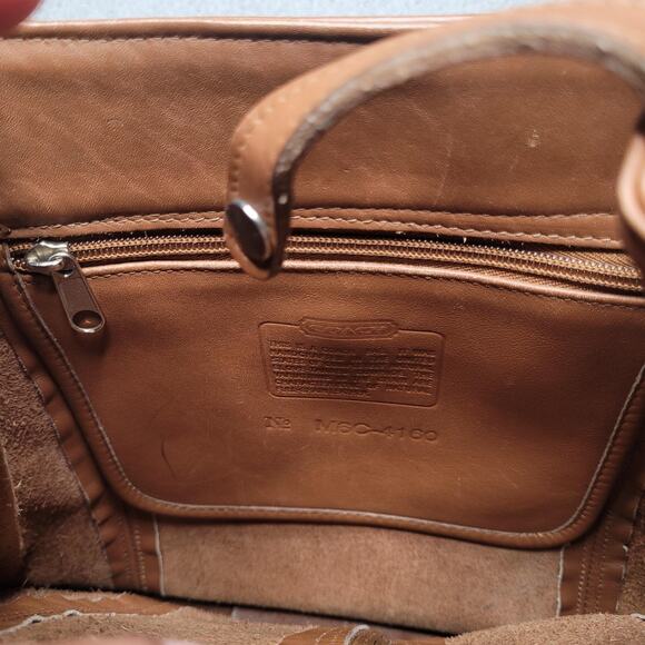VTG Coach Bag Large Soho Sling Brown Leather Backpack USA Boho 90s Classic 4160 - Picture 14 of 16